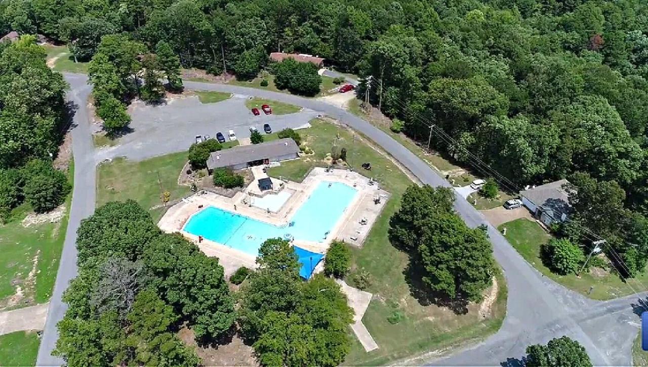 Resort Home On Half A Wooded Acres Sleeps Up To 14 Firepit For Smores Hot Springs Esterno foto