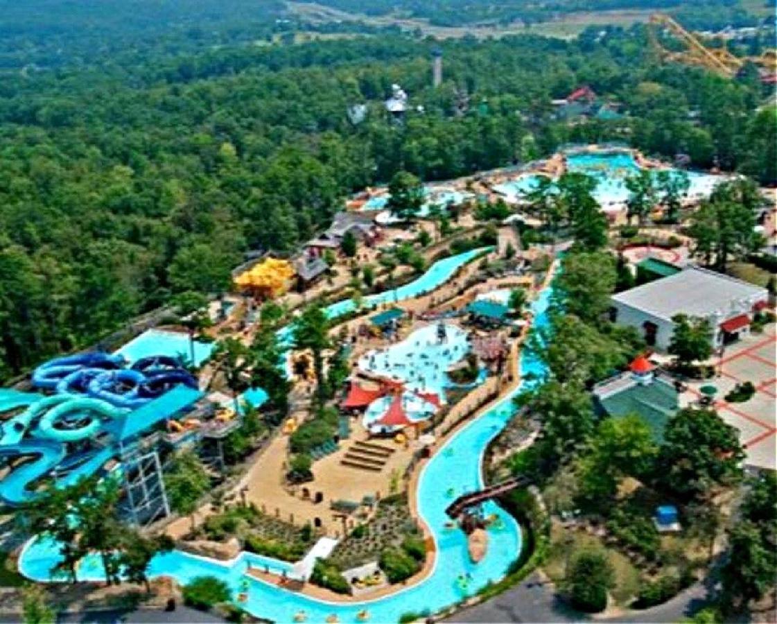 Resort Home On Half A Wooded Acres Sleeps Up To 14 Firepit For Smores Hot Springs Esterno foto